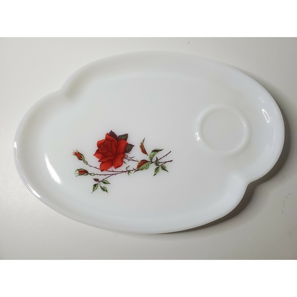🌹Federal Glass ROSECREST Milk White Snack Plate & Cup Red Rose 1950's - Picture 6 of 8